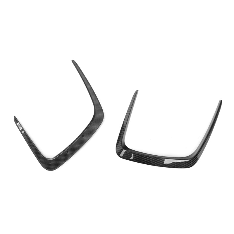 Premium BMW G80 M3 carbon fiber hood trim styling detail