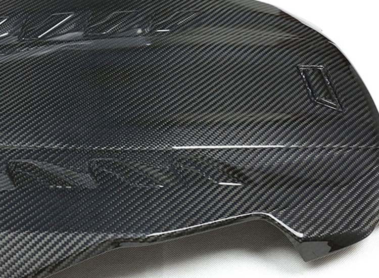 Sleek Carbon Fiber Engine Cover for BMW F96 X6M Performance Enhancement