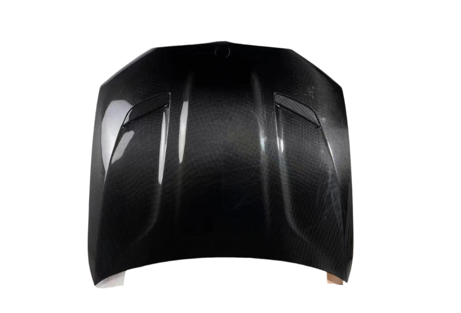 BMW G30 5 Series carbon fiber hood front view