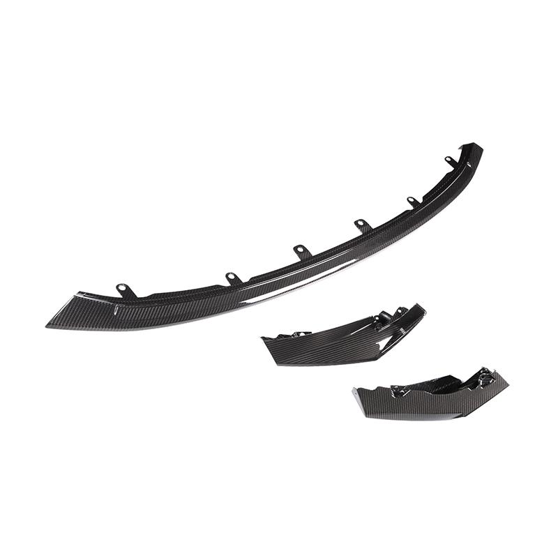 BMW G82 M4 CSL style carbon fiber front splitter detail shot