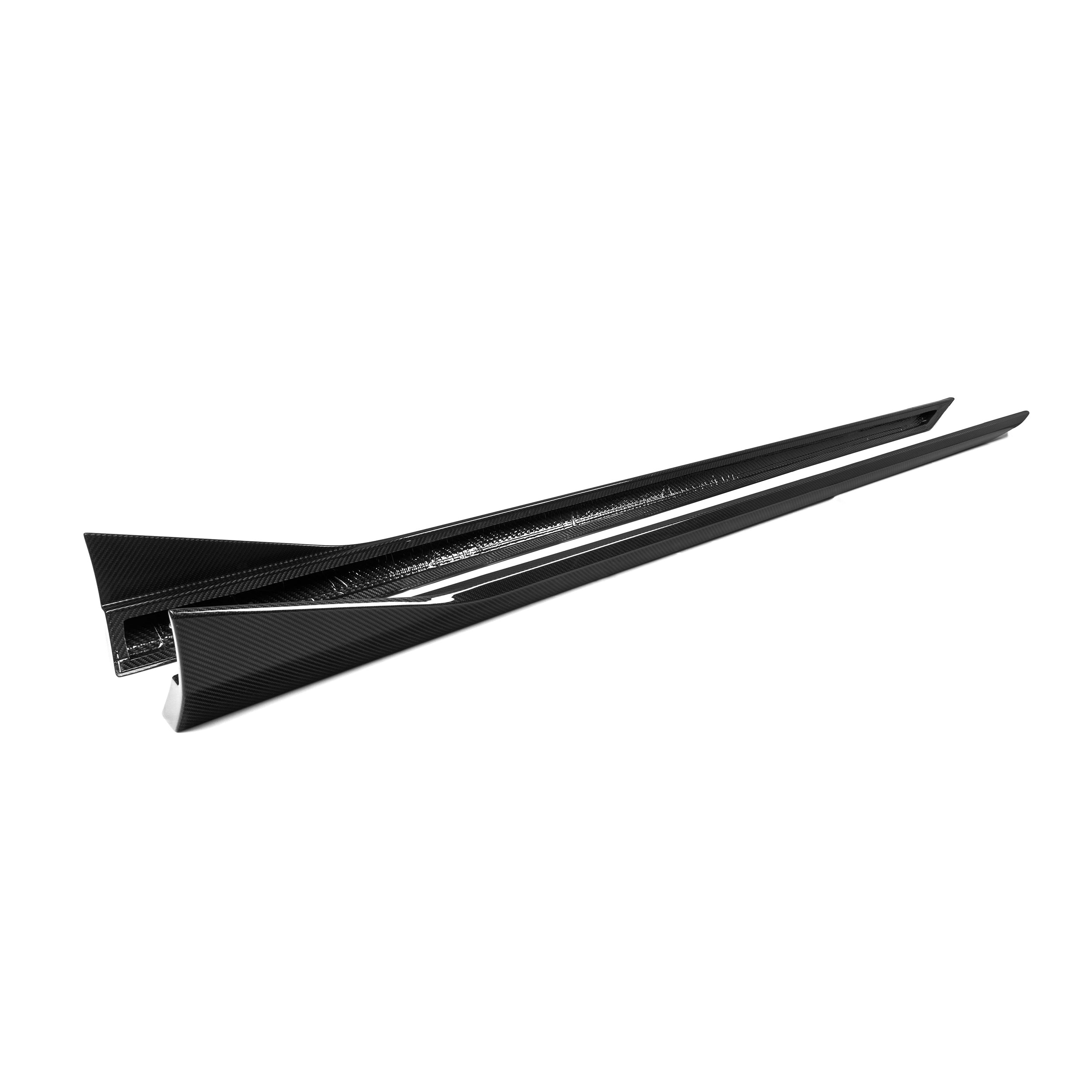BMW G90 M5 MP Style Carbon Fiber Side Skirt with UV Gloss Finish