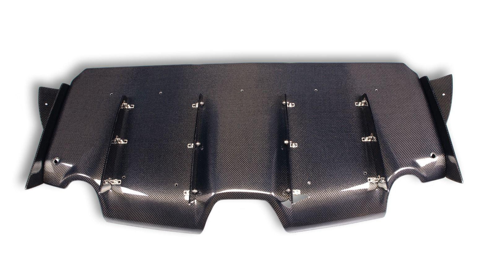 Aerodynamic VRS Style rear diffuser on Toyota GR Supra A90