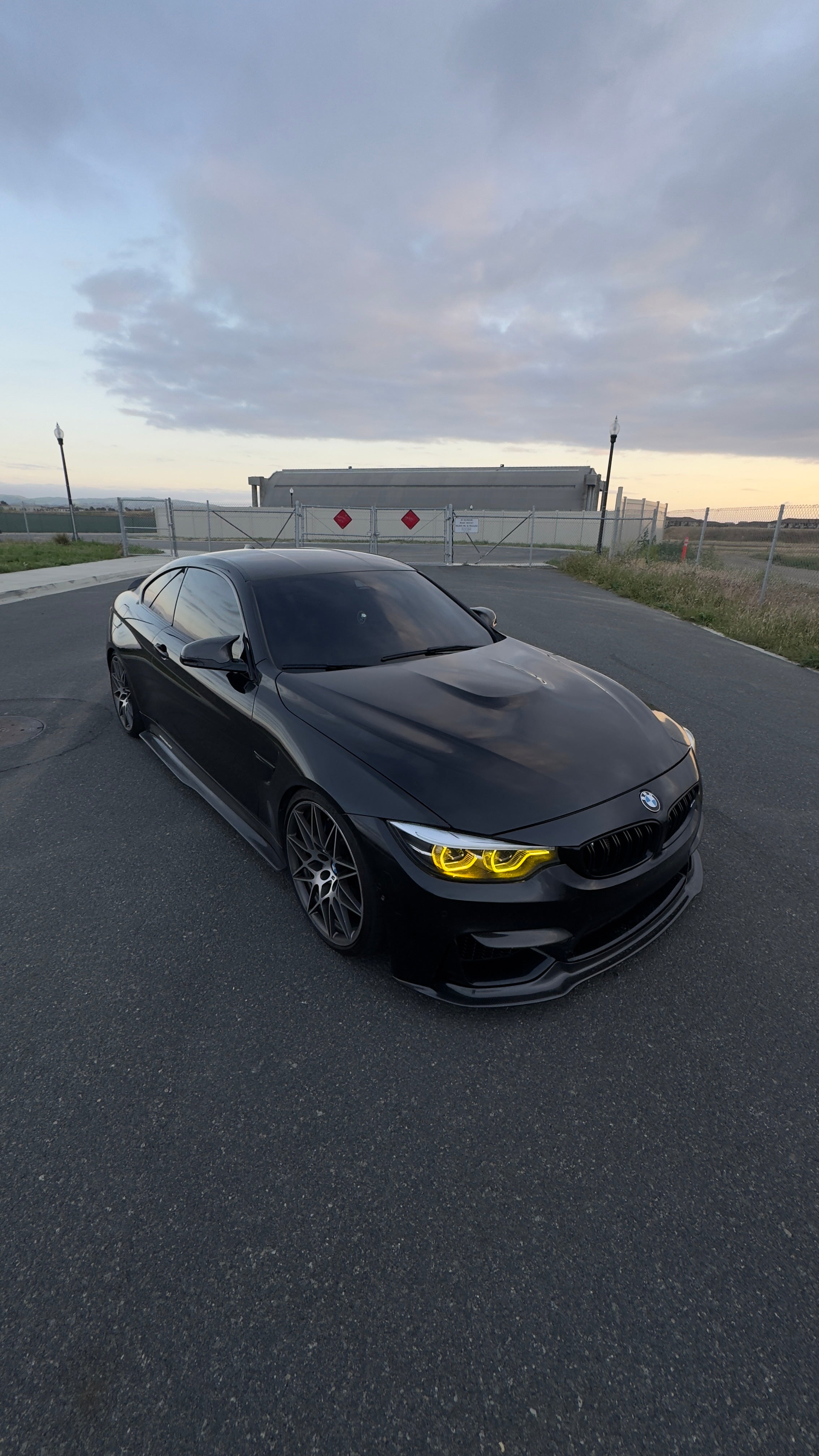 V Style Carbon Fiber Front Lip for BMW F80 M3 F82/F83 M4 - Performance & Style Upgrade